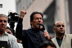 PTI制定了针对非政治国家行为体针对伊姆兰汗的战略 