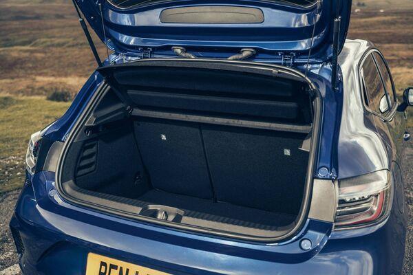 Renault Clio review: Racing into gap left by the Ford Fiesta